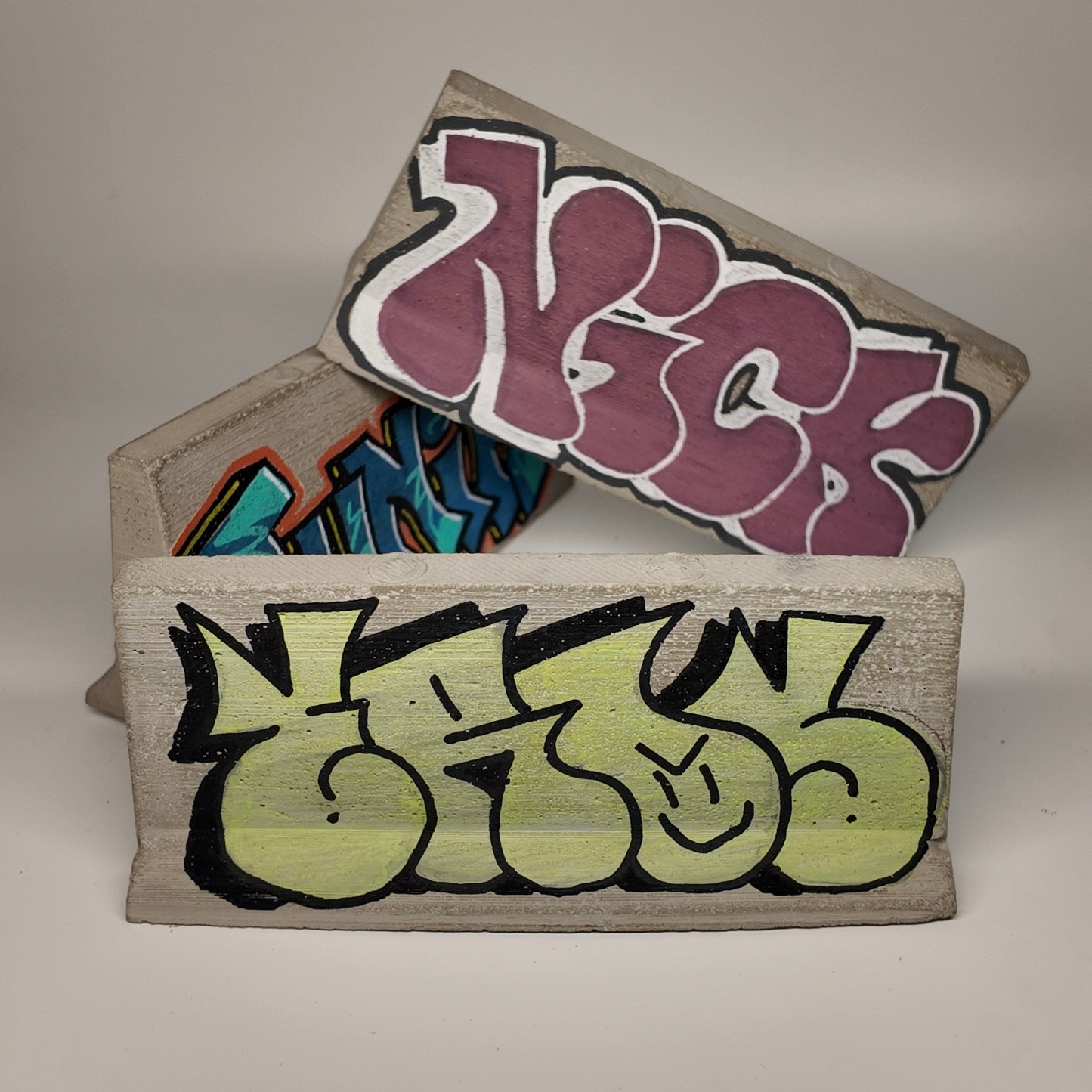 Graffiti traffic barrier / Cement fingerboard jersey barrier / K-rail / Custom names