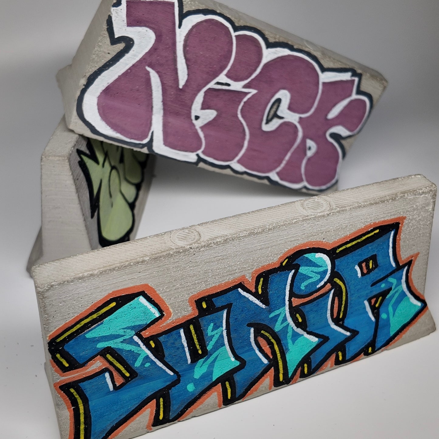 Graffiti traffic barrier / Cement fingerboard jersey barrier / K-rail / Custom names