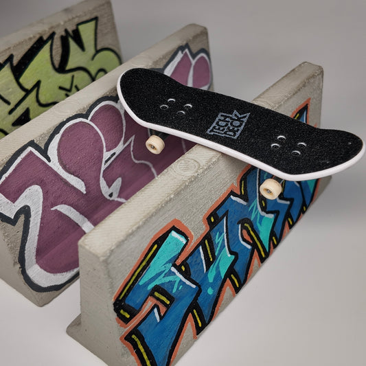 Graffiti traffic barrier / Cement fingerboard jersey barrier / K-rail / Custom names
