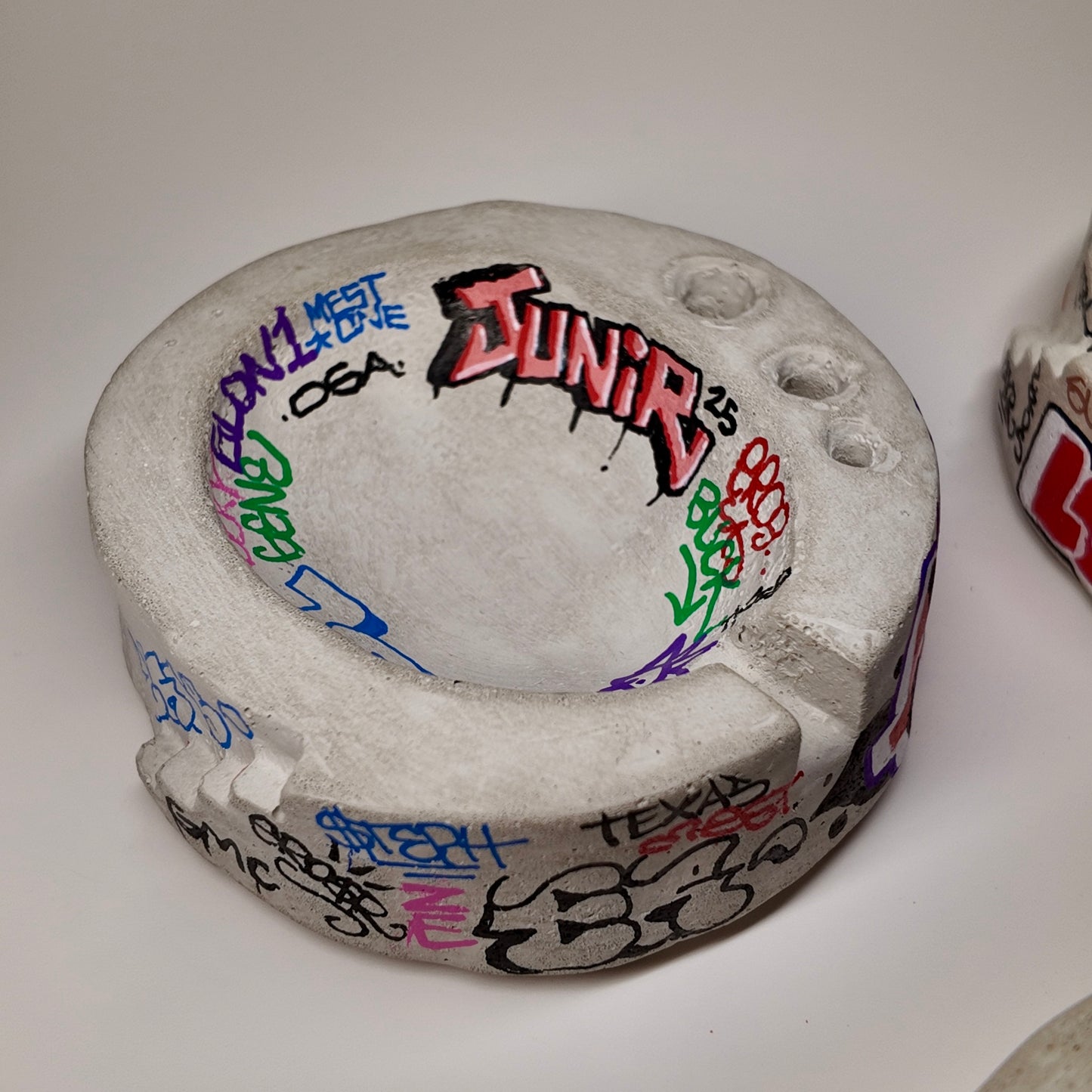 Skatepark ashtray / incense holder